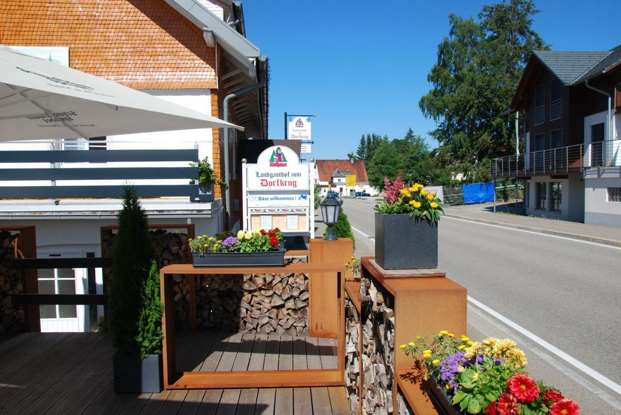 Landgasthof Zum Dorfkrug Hotel Häusern Exterior foto